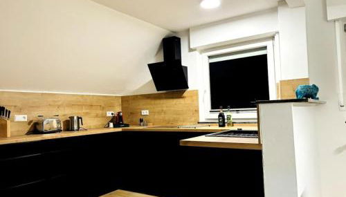 REMA Homes - Dachgeschoss Klima 3x Queen-Size Balkon Küche TV - Foto 4