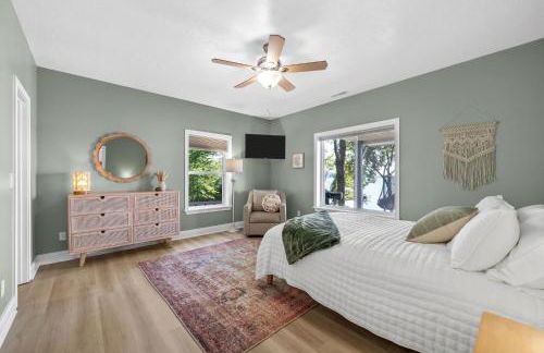 Bluebird Sanctuary w Stunning Sunset Views Sleeps 28 - Foto 60