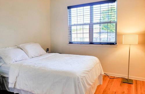 Golf view family friendly 3 bed room Bridgewater apt close to Bridgewater Mall - Foto 5