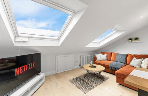 Stunning 4 Bedroom Abode in Zone 1 - Balcony - Sleeps 9 - Foto 3