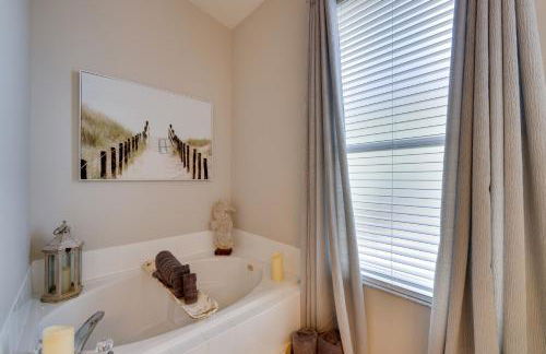 Pool, Themed Rooms and Arcade Disney Escape - Foto 19