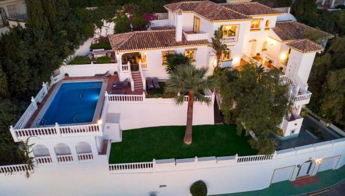 Large Family Villa 500m From Beach with Stunning Views - Photo 1, Other