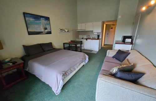 Cedar Lodge Condo with Private Balcony & Full Kitchen - Foto 12