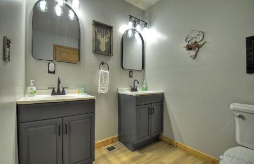 Moon Tower Cabin - Beautiful Water Views Firepit More - Foto 28