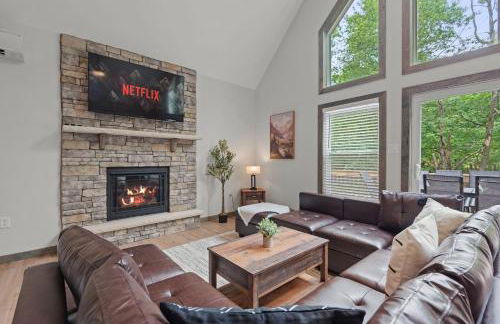 Twin Chalet - 6 BDs Hot Tub Game Area and more - Foto 2