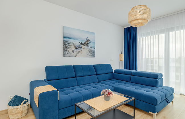 Blue Apartment With Sea View by Renters - Photo 27
