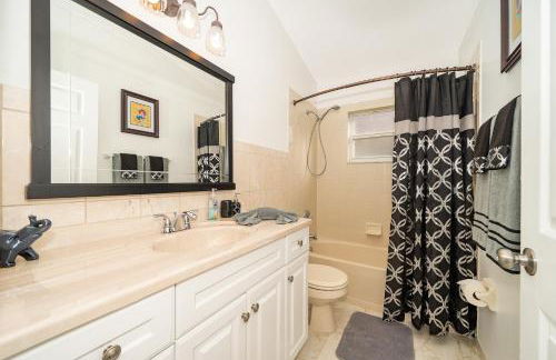 South Facing Private Pool with Lake View & Spa - Quiet Vacation Area - Family Friendly - Foto 74