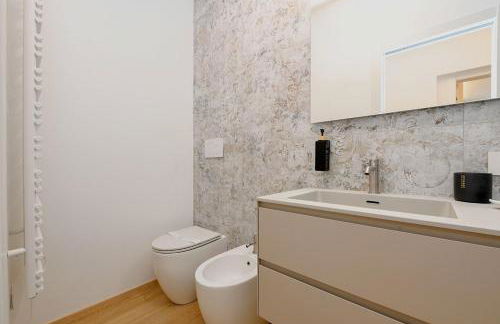 The Lake Giant with Lake View Renovated 2025 DesenzanoLoft Official Partner Homes & Villas by Marriott Bonvoy - Foto 38