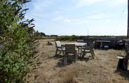 Pass the Keys Mistral Coastal Cabin - Dungeness sleeps 23 - Photo 30