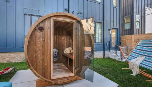 Hot Tub Poker Pool Table & Rooftop City MLS View - Foto 2