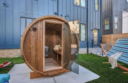 Hot Tub Poker Pool Table & Rooftop City MLS View - Foto 2