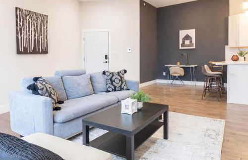 Stylish 2BR,1BAFree ParkingQueen Beds - Foto 2