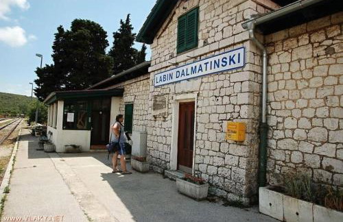 House Runjic w pool large garden and playground - Foto 48