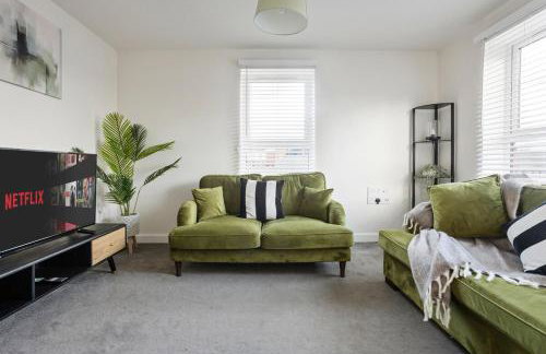 Aylesbury 4BR House-Garden & Parking Sleeps 10 - Foto 1