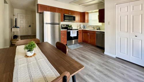 WiFi - Pet Friendly - Laundry - Short - Long Term - Foto 4