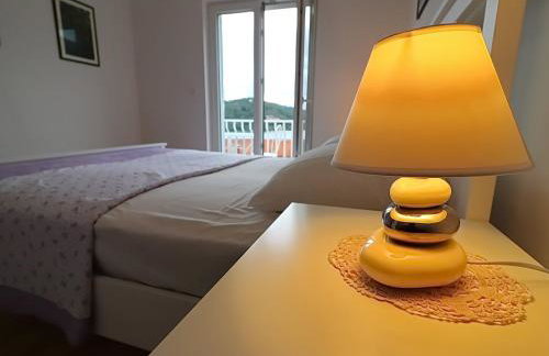 Apartments Nodilo - Comfort One Bedroom Apartment with Balcony and Sea View Apt 3 - Foto 7