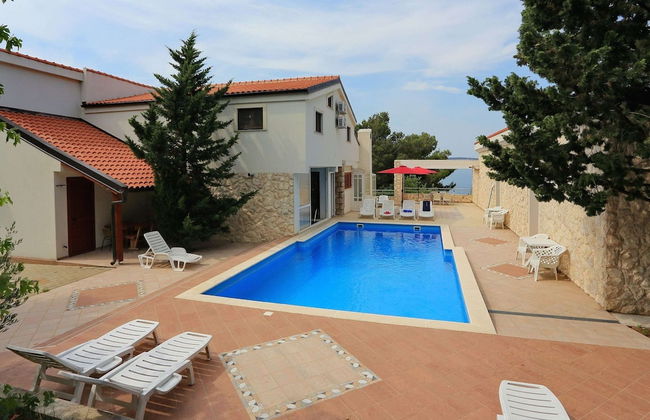 Fantastic Holiday Home With Amazing Garden, Private Pool, Directly on the Beach - Foto 16