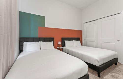 Riviere 3BR Apartment Stylish King Family Pets Friendly Pool & Gym Near Epic Universe - Foto 31