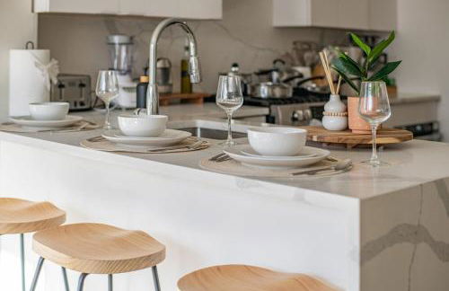 Travelers Dream that's Mins to NYC having Game Room and Parking - Foto 13