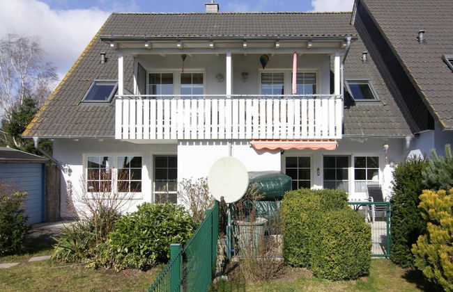 Apartment in Trassenheide Near Sandy Beach - Foto 1