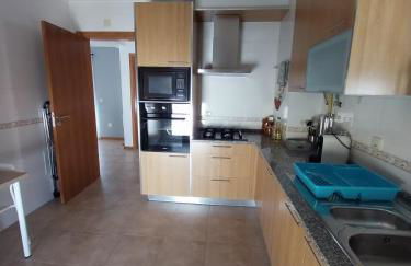 Central Triangle Lisbon-Sintra-Cascais -Apartment with Easy Access & Parking - Foto 9