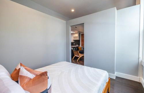 Gaslamp 2BR Upscale Queen Beds with Smart TV - Foto 30