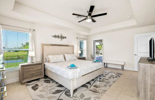 Newley Built Oasis Heated Pool Waterfront retreat - Foto 18