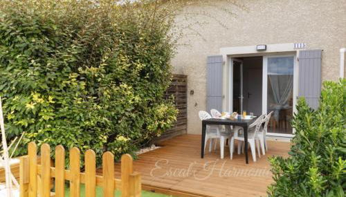 Les Hauts de Calvisson - Résidence de vacances familiale - Piscine toute l'année - Photo 3