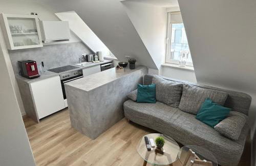 HÖL-Moderne Wohnung in zentraler Lage, Schallschutzfenster, 24h-Self-check-in, Disney Plus - Foto 3