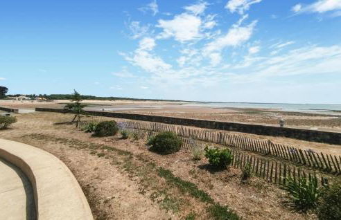 Lovely Home In Jard Sur Mer With Wifi - Foto 16