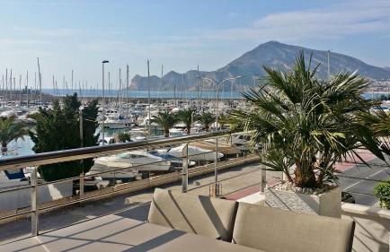 Luxe vakantieappartement aan de jachthaven van Altea met frontaal zeezicht - Photo 21