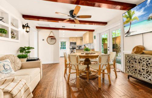 2 Homes • Hot Tubs x2 • Heated Pool • Fire Pit - Foto 26