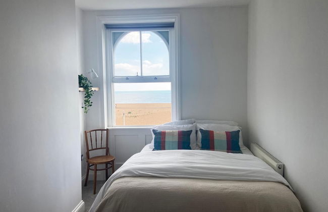 Spacious 2BD Flat With Stunning Views Folkestone - Foto 6