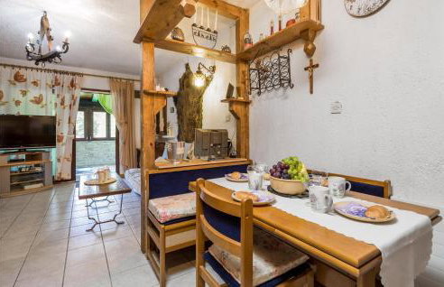 Nice Home In Krivi Put With Wifi - Foto 20