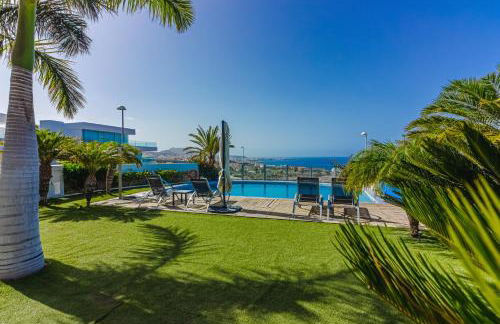 Villa Eleonora, Luxury Villa with Heated Pool Ocean View in Adeje, Tenerife - Foto 13