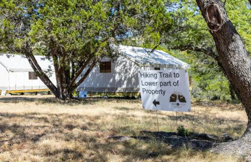 Private Luxury RV Getaway Full Bath Kitchen - Foto 13