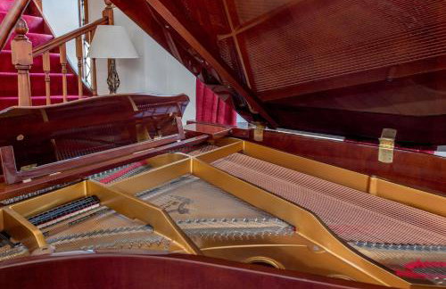 Stunning baptist chapel with concert piano, pets welcome - Foto 22