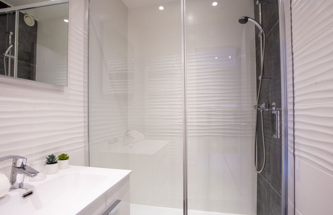 1 bedroom Apartment in Bormes-les-Mimosas with swimming pool and garden - Photo 14