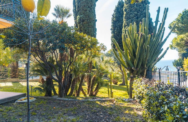 Lemon Apartment With Garden and Sea View - Photo 22