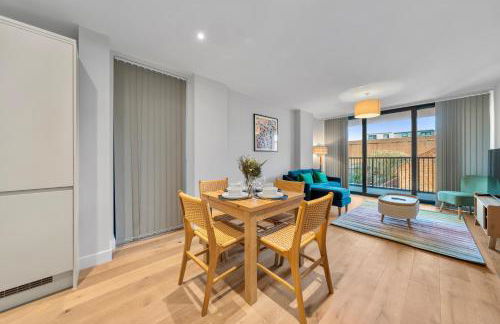 Amity Hirst by Artsy - Foto 14