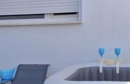 The White House Toledo - Photo 34