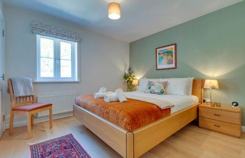 Stylish luxury on edge of Cambridge Free Parking Pass the Keys - Foto 37