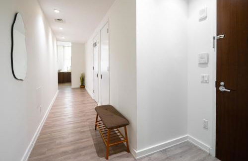 Luxury 2BD nr Wall St Gym Rooftop w/d - Foto 15