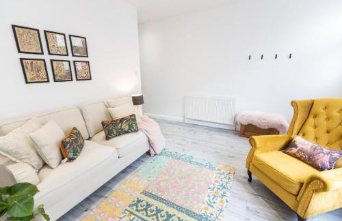 Hebden Bridge Haven - Stylish, Cosy, Canal Side, Pet Friendly - Photo 24