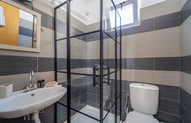 Alpha Urban Suites - Photo 47