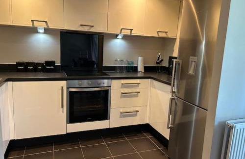 Three Bedroom Stylish London Apartment - Foto 8