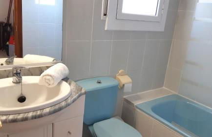 Julia in Lloret de Mar - Foto 36