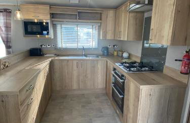 Coghurst Hall Holiday Home Sleeps 6, 2 bedrooms - Foto 10