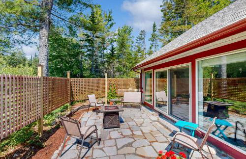 Secluded 2 BR Cottage with Private WandD, WiFi and Patio - Foto 2