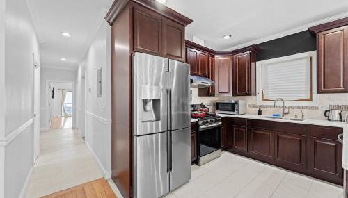 Modern Haven Near PATH NYC in 20 mins 12 PPL - Foto 2